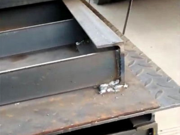 廣東電纜溝花紋鋼蓋板