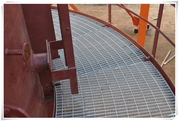 脫硫塔專(zhuān)用平臺(tái)鋼格板